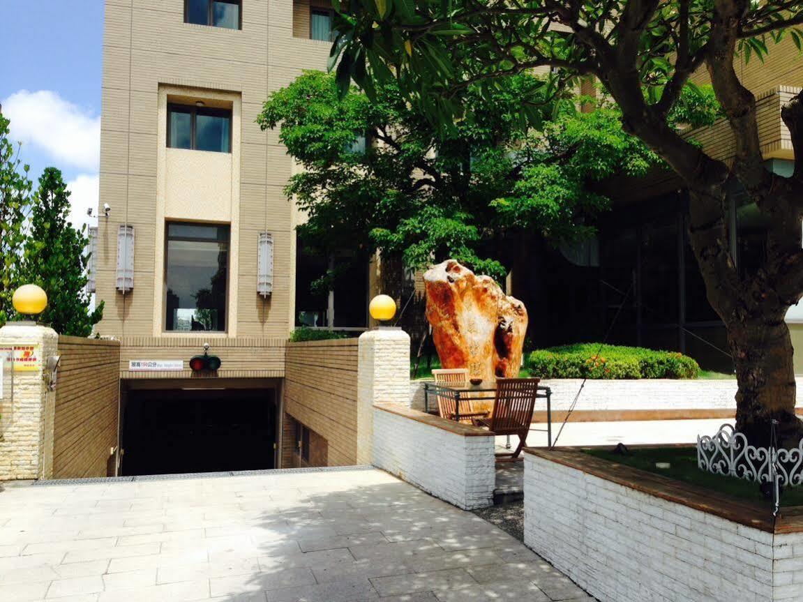 טאינאן Jia Hsin Garden Hotel מראה חיצוני תמונה
